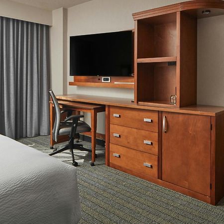 Courtyard By Marriott Charlottesville - University Medical Center Exterior photo